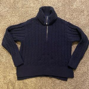 Aerie Navy Blue Ladies Sweater sz small